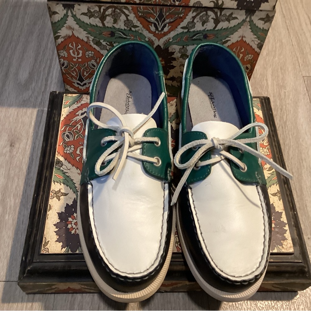 St. John’s Bay Boat Shoes Mens 8